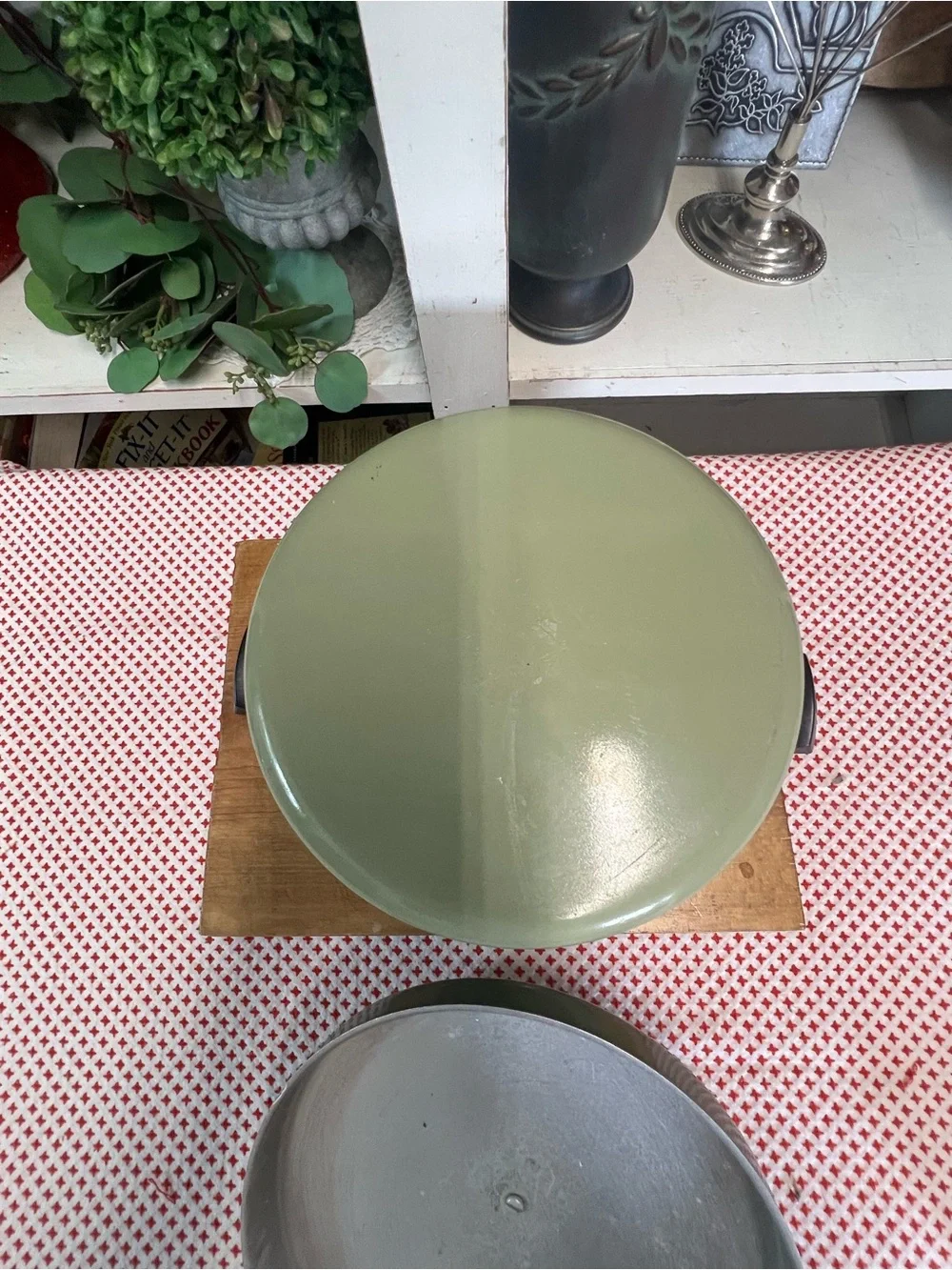 Vintage cookware green lidded pot aluminum metal retro